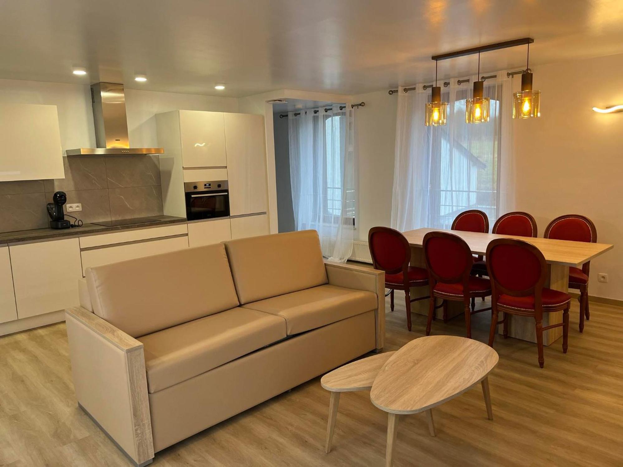 Residence De La Roseraie Florenville Dış mekan fotoğraf
